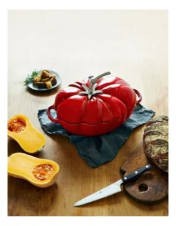 Staub 25cm Tomato Cocotte Cherry Red 7 Staub 25cm Tomato Cocotte Cherry Red -Kitchen Essentials Shop 379035820 3 720x928