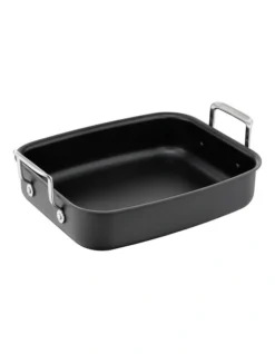 Jamie Oliver Premium 26cm X 32cm Roaster With Rack In Black 6 Jamie Oliver Premium 26cm X 32cm Roaster With Rack In Black -Kitchen Essentials Shop 521468110 2 1 720x928