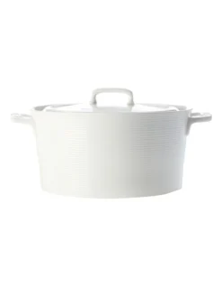 Casual White Evolve Gift Boxed 1.7L Round Casserole
