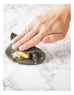 Silicone Mini Multi-Mats 14cm Set Of 2 10 Silicone Mini Multi-Mats 14cm Set Of 2 -Kitchen Essentials Shop 934732180 3 720x928