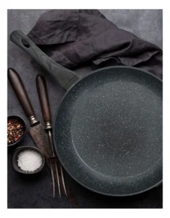 Forged Frying Pan 24cm In Black 7 Forged Frying Pan 24cm In Black -Kitchen Essentials Shop 991180270 2 720x928